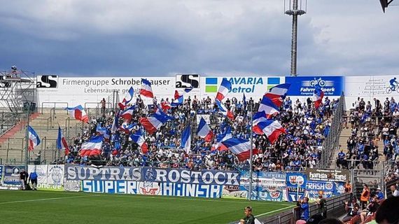 SpVgg Unterhaching vs FC Hansa Rostock (1-0) (3)