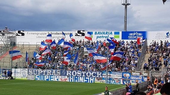 SpVgg Unterhaching vs FC Hansa Rostock (1-0) (4)