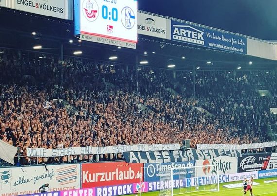 FC Hansa Rostock vs FC Schalke 04 (0-2) (4)