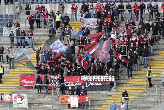 Eintracht Frankfurt vs FC Ingolstadt 04 (0-2) (2)