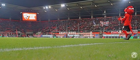 FC Ingolstadt 04 vs TSV 1860 München (2-2) (1)