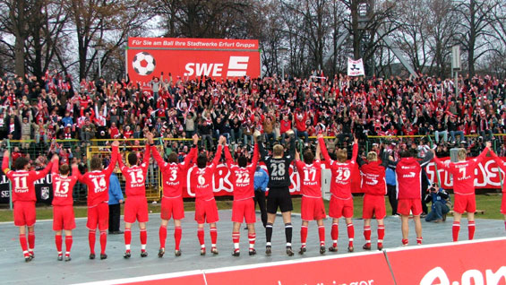 FC Rot-Weiß Erfurt vs FC St. Pauli (2-1) (3)