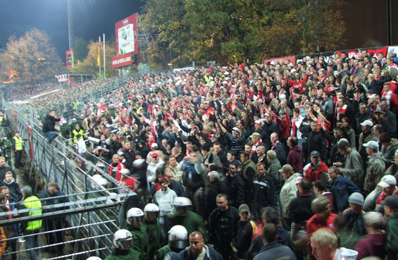 FC St. Pauli vs FC Rot-Weiß Erfurt (1-1) (1)