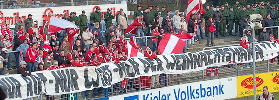 Holstein Kiel vs FC Rot-Weiß Erfurt (0-2) (9)