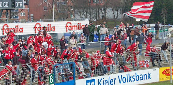 Holstein Kiel vs FC Rot-Weiß Erfurt (0-2) (10)