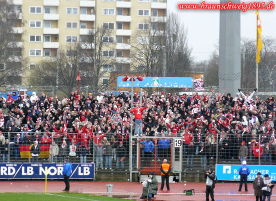 Eintracht Braunschweig vs FC Rot-Weiß Erfurt (3-2) (10)