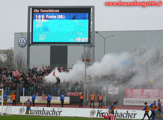 Eintracht Braunschweig vs FC Rot-Weiß Erfurt (3-2) (13)