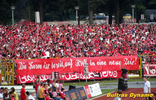 FC Rot-Weiß Erfurt vs Dynamo Dresden (0-1) (1)