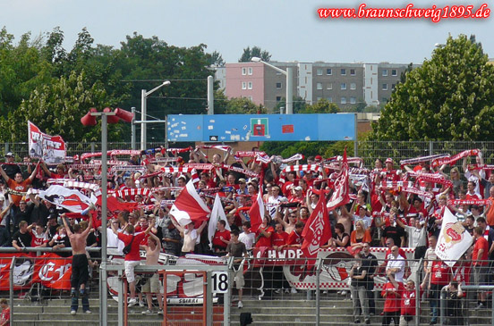 Eintracht Braunschweig vs FC Rot-Weiß Erfurt (1-1) (8)