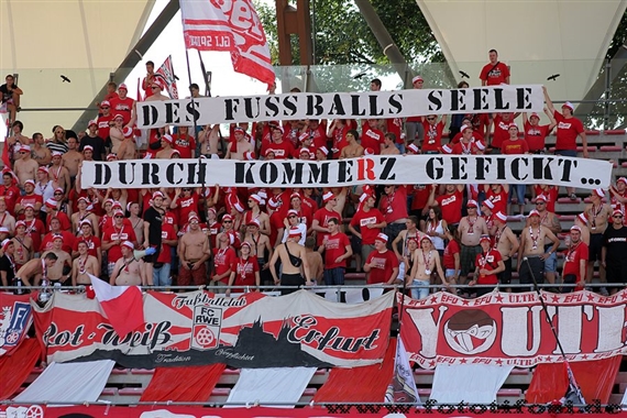 FC Rot-Weiß Erfurt vs Hallescher FC (3-0) (17)