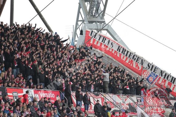 FC Rot-Weiß Erfurt vs Hallescher FC (1-1) (12)