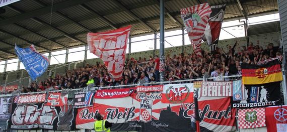 SV Wehen Wiesbaden vs FC Rot-Weiß Erfurt (0-0) (7)