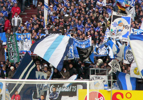 FC Schalke 04 vs Eintracht Frankfurt (2-0) (3)