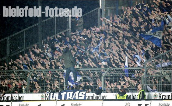 DSC Arminia Bielefeld vs FC Schalke 04 (0-1) (6)