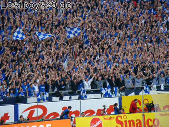 FC Schalke 04 vs VfB Stuttgart (1-2) (9)