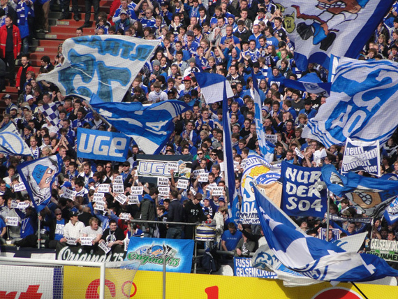 FC Schalke 04 vs Eintracht Frankfurt (2-1) (2)