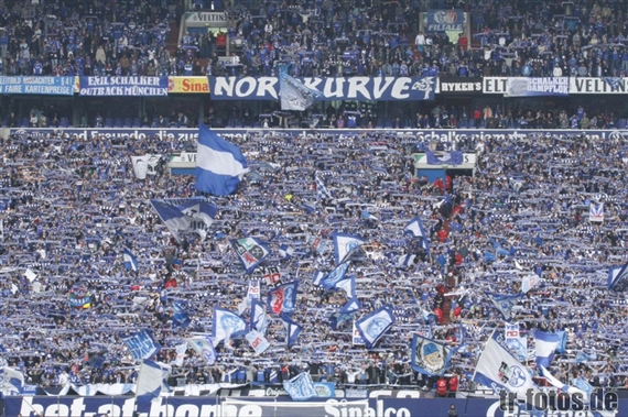 FC Schalke 04 vs VfB Stuttgart (1-2) (2)