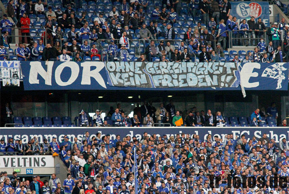 FC Schalke 04 vs FC Bayern München (0-4) (9)