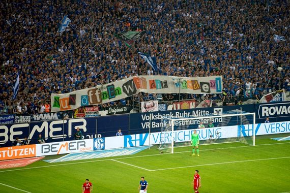 FC Schalke 04 vs FC Bayern München (0-2) (24)