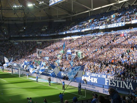 FC Schalke 04 vs FC Augsburg (3-0) (7)