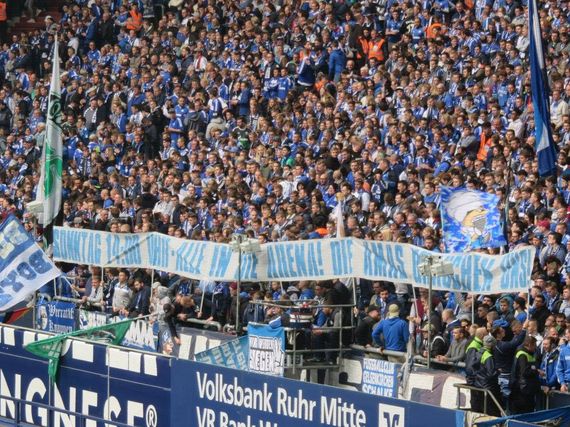 FC Schalke 04 vs VfL Wolfsburg (4-1) (14)