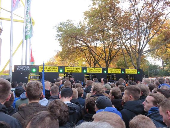 Borussia Dortmund vs FC Schalke 04 (0-0) (9)