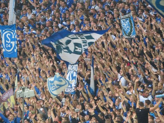 FC Schalke 04 vs RB Leipzig (2-0) (4)