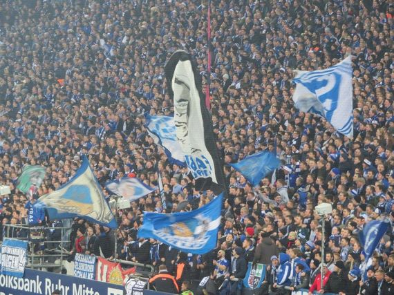 FC Schalke 04 vs FC Augsburg (3-2) (10)