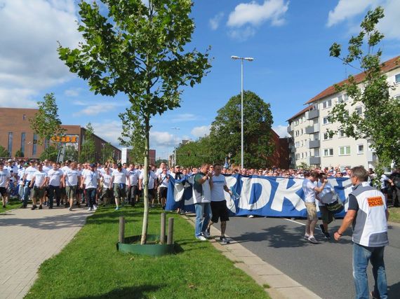 Hannover 96 vs FC Schalke 04 (1-0) (9)