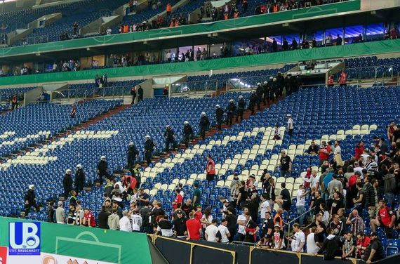FC Schalke 04 vs Eintracht Frankfurt (0-1) (6)
