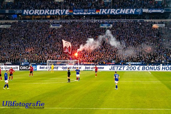FC Schalke 04 vs SC Freiburg (2-2) (19)
