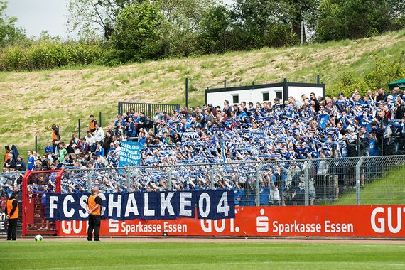 FC Kray vs FC Schalke 04 II (1-0) (25)
