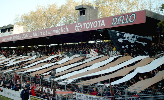 FC St. Pauli vs VfL Wolfsburg II (2-1) (1)