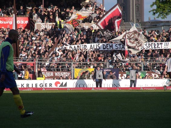 FC St. Pauli vs Eintracht Braunschweig (2-1) (2)
