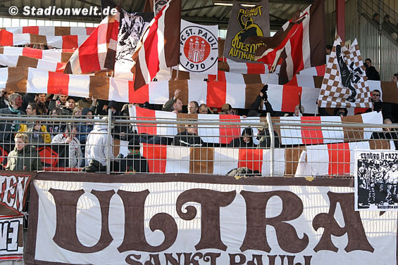 Rot-Weiß Oberhausen vs FC St. Pauli (0-0) (2)