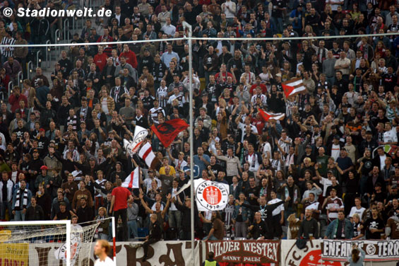 Fortuna Düsseldorf vs FC St. Pauli (2-0) (1)