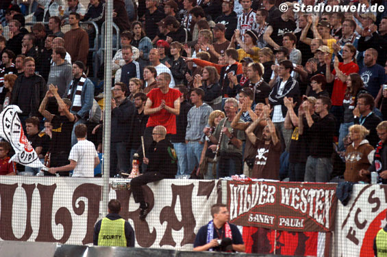 Fortuna Düsseldorf vs FC St. Pauli (2-0) (5)