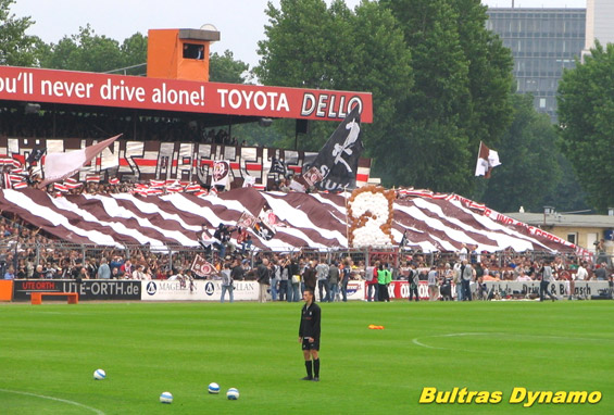 FC St. Pauli vs Dynamo Dresden (2-2) (2)