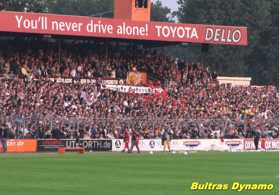 FC St. Pauli vs Dynamo Dresden (2-2) (15)