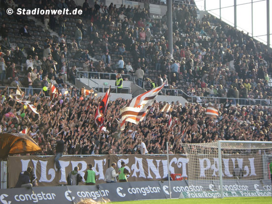 FC St. Pauli vs FC Erzgebirge Aue (4-2) (9)