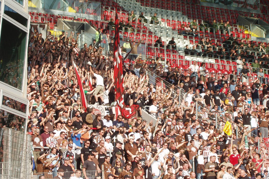 1. FC Kaiserslautern vs FC St. Pauli (2-0) (6)