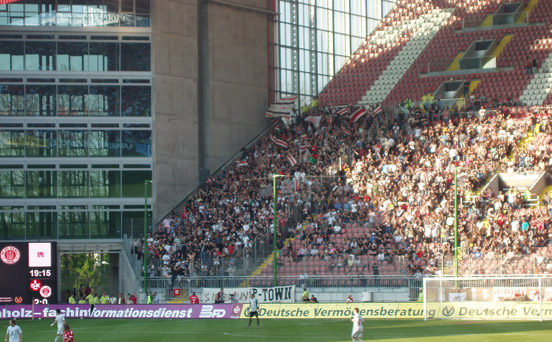 1. FC Kaiserslautern vs FC St. Pauli (2-0) (8)