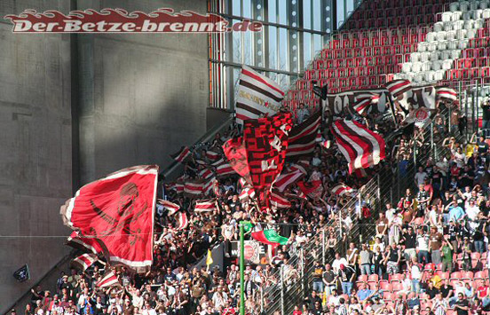 1. FC Kaiserslautern vs FC St. Pauli (2-0) (18)