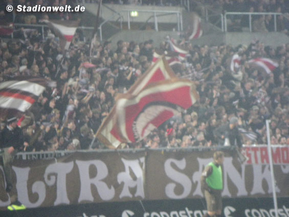 FC St. Pauli vs Rot-Weiß Ahlen (2-2) (12)
