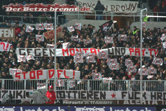 FC St. Pauli vs 1. FC Kaiserslautern (2-0) (7)
