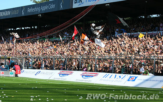 FC St. Pauli vs Rot-Weiß Oberhausen (4-1) (7)