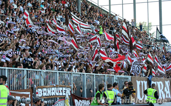 FC St. Pauli vs Rot-Weiß Oberhausen (4-1) (8)