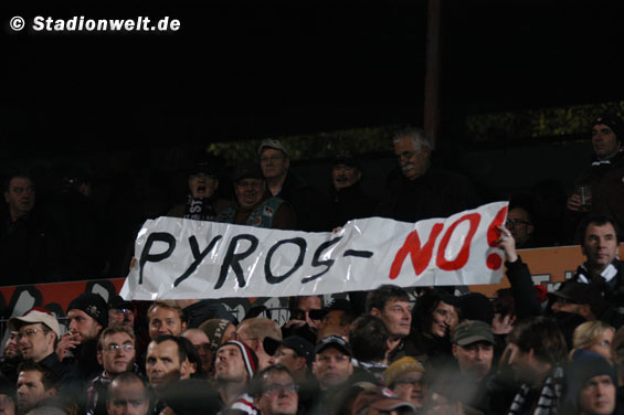 FC St. Pauli vs Fortuna Düsseldorf (2-1) (2)