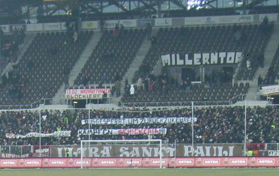 FC St. Pauli vs TSV Alemannia Aachen (1-0) (12)