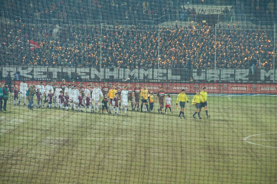 FC St. Pauli vs Karlsruher SC (2-1) (9)